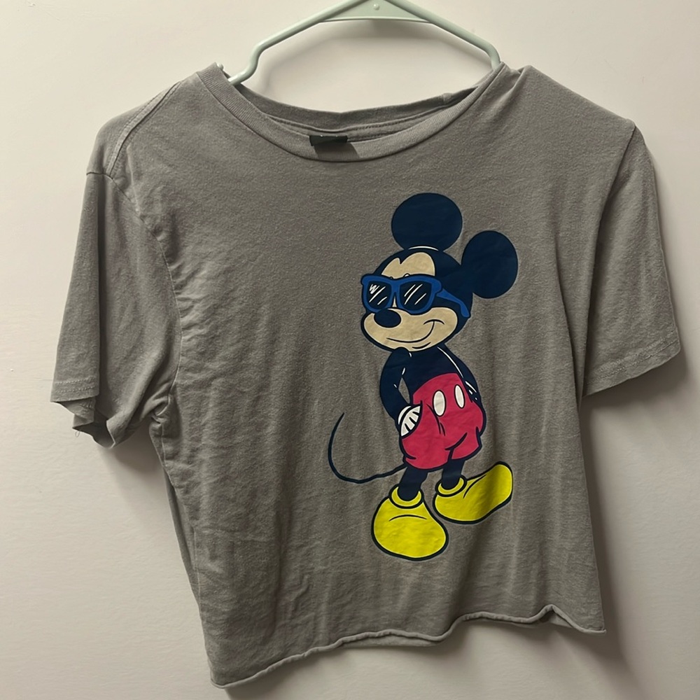 Mickey Mouse 🤑 (kinda) crop top shirt